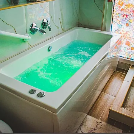 Kassandrou Suite Hot Tub-Jakuzzi - 2 Bedrooms - Big Balcony - Center Thessaloniki Exterior foto