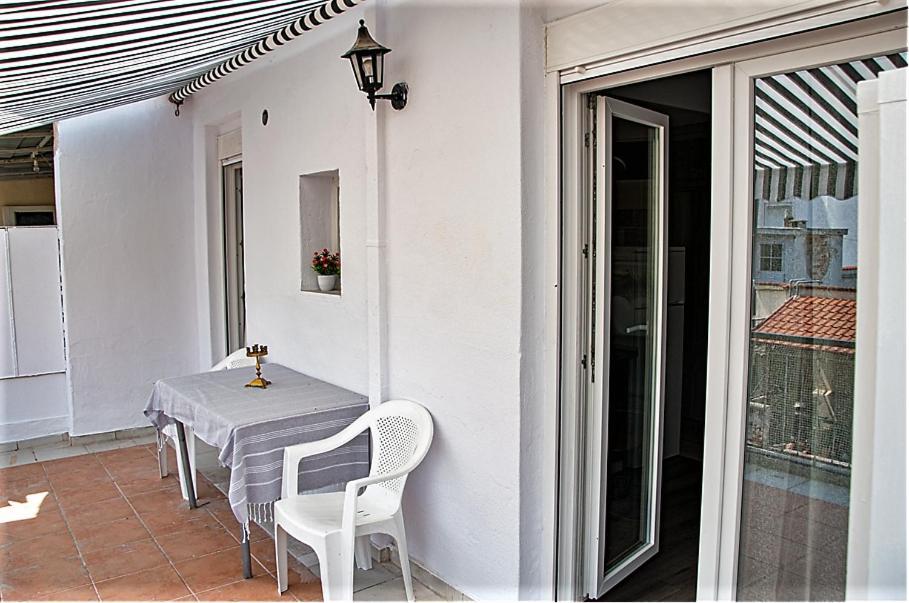 Apartment Kassandrou Hot Tub-jakuzzi - 2 Bedrooms - Big Balcony - Center Thessaloniki